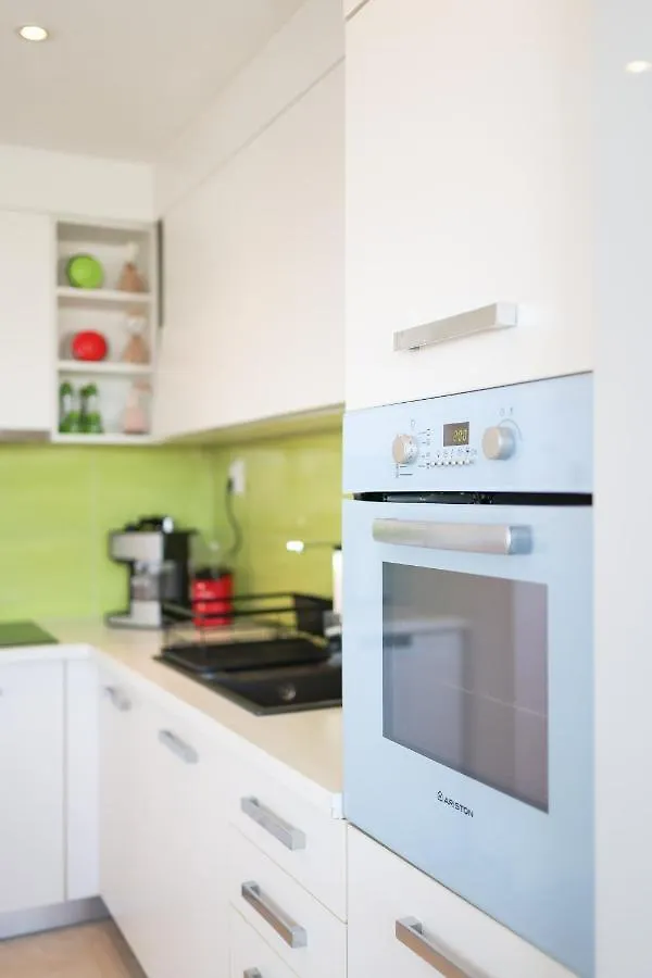 Beach Days-Panoramic City/Sea View Apartment Zadar
